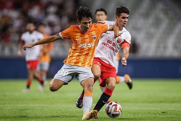 國(guó)內(nèi)足球俱樂(lè)部存在運(yùn)營(yíng)虧損的原因有哪些？