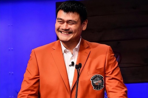 姚明如何在NBA打破東方球員的壁壘？