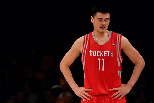 姚明有沒有拿過nba總冠軍？