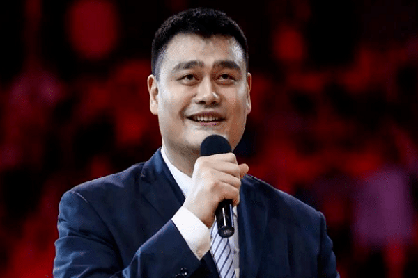 姚明在cba打了幾年？